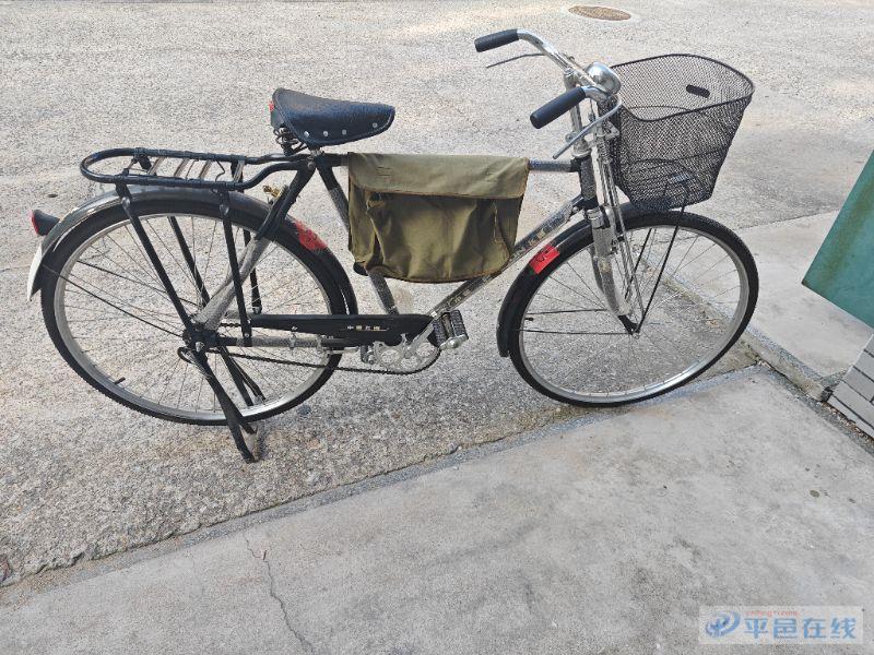 转让准新二八大杠自行车